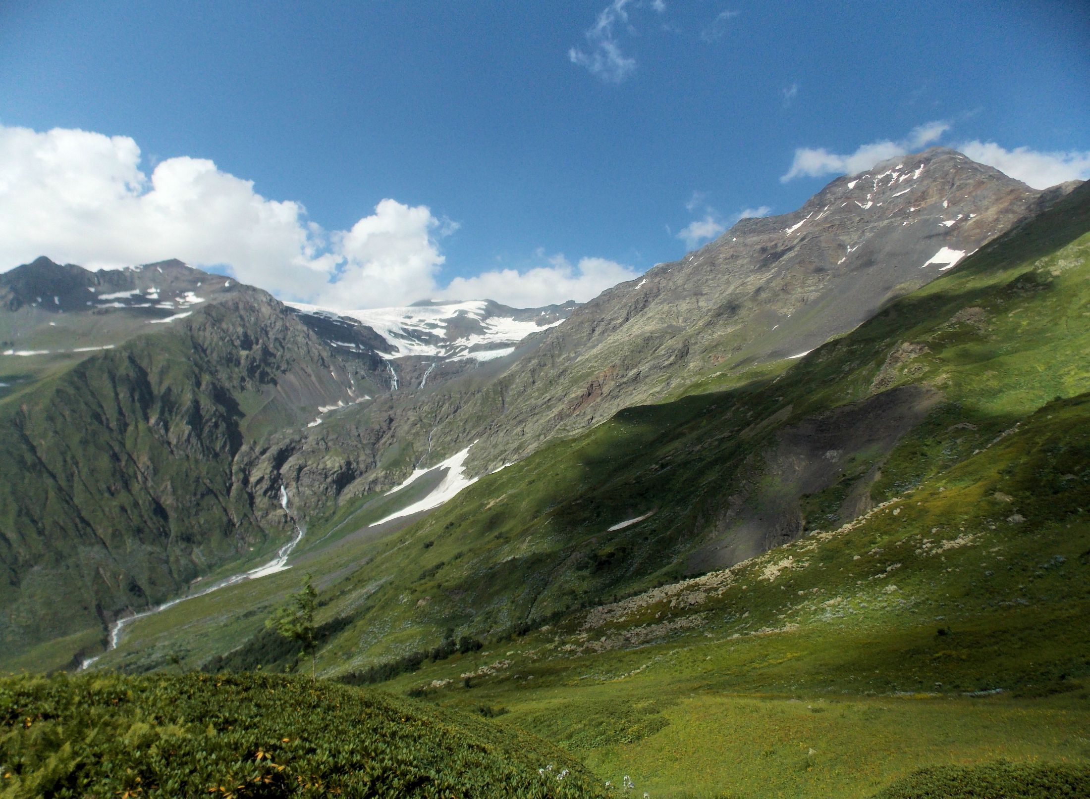 Tskhenistskali valley