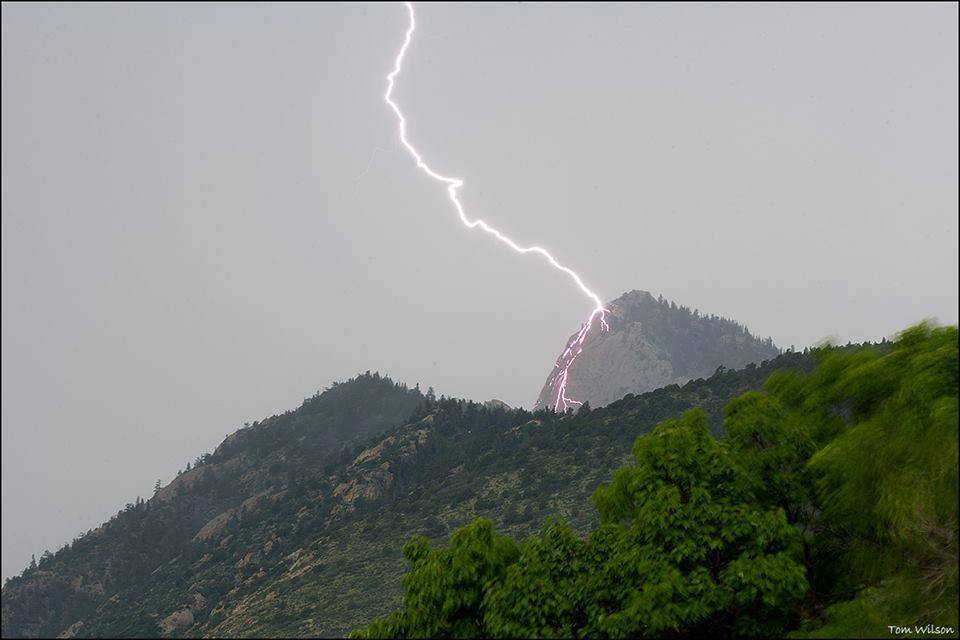 Lightning heading to the ground