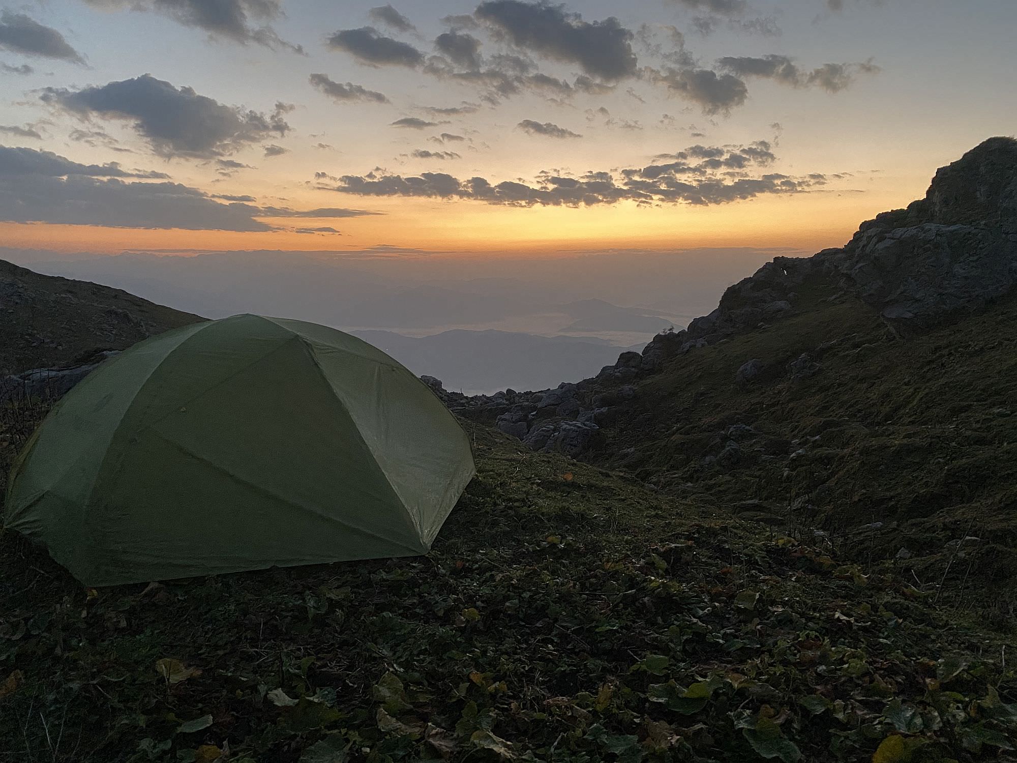 Camping on the Askhi massif