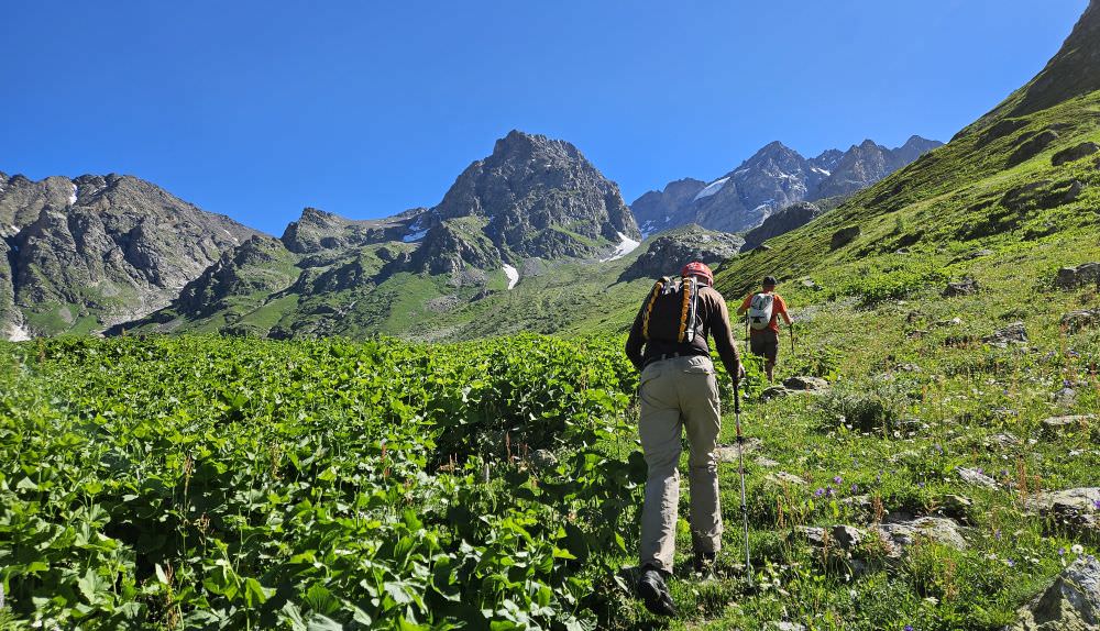 Hiking in the Dolra valley