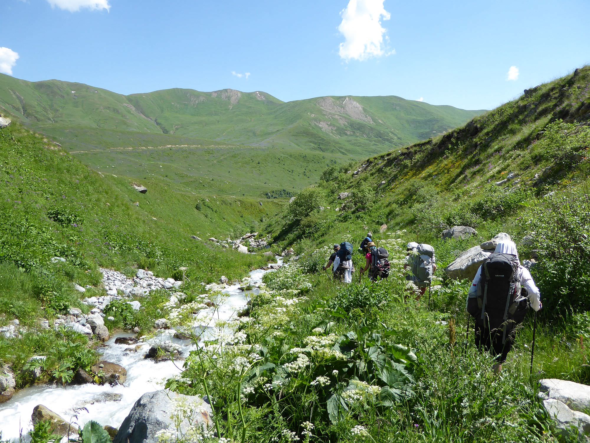 Trail to Tbilisa glacier