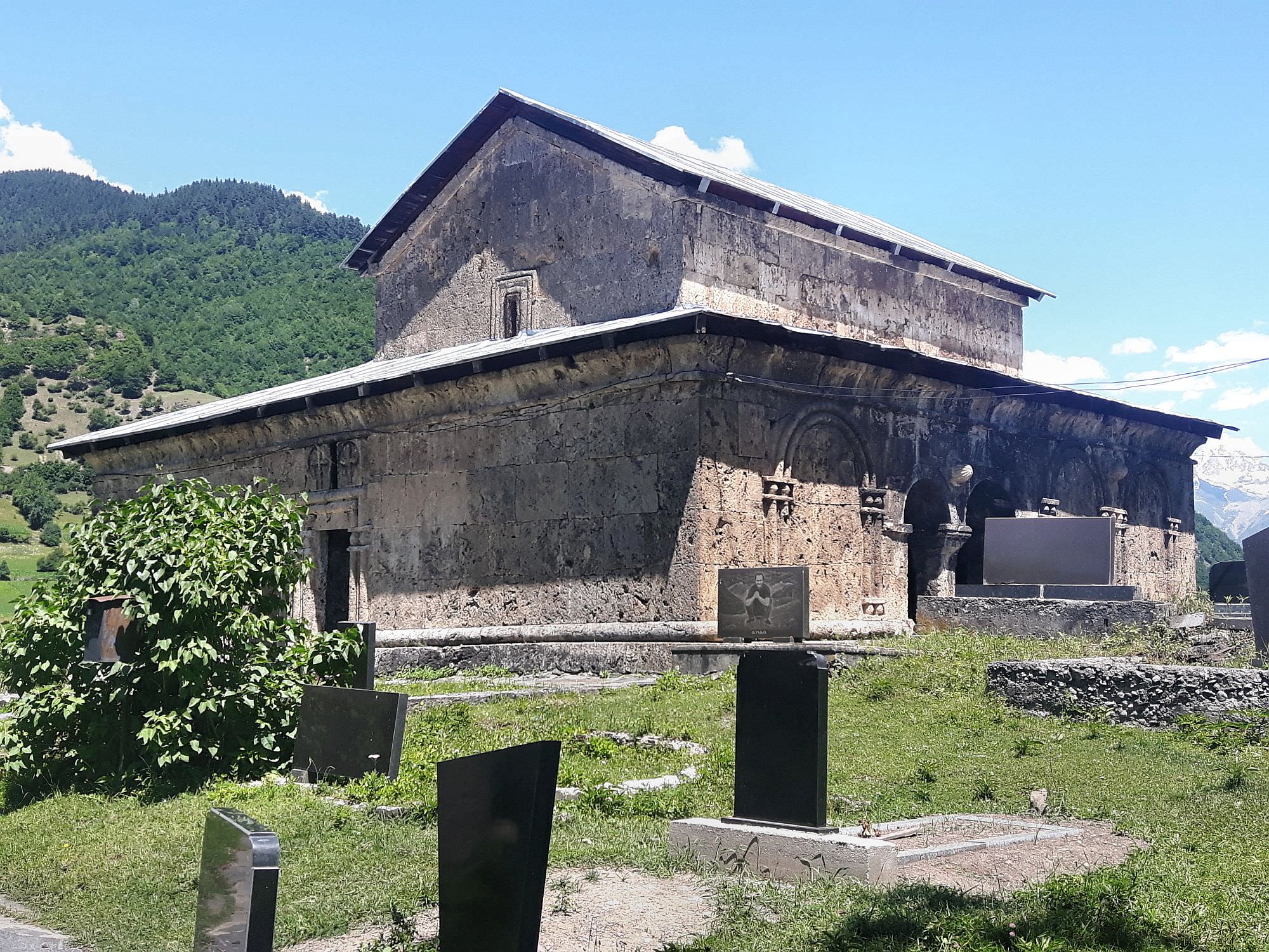 Ienashi church