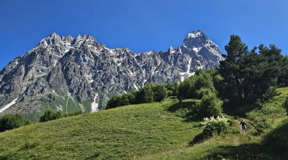 Views during climb towards Lemel