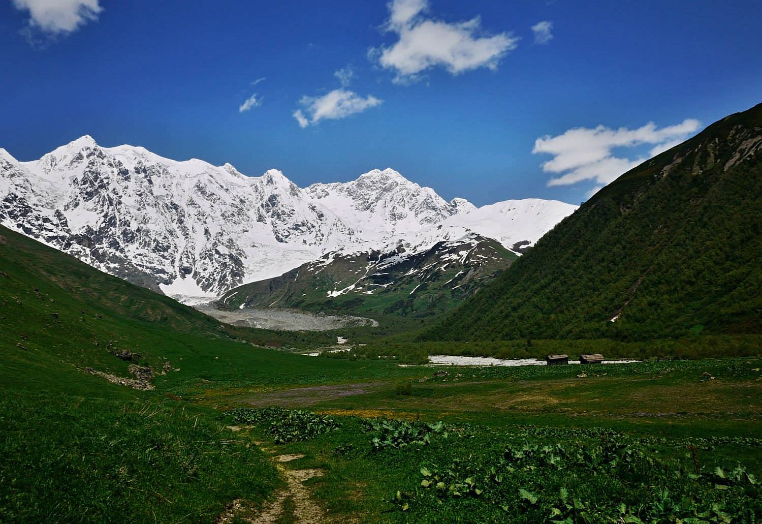 Khaldechala valley