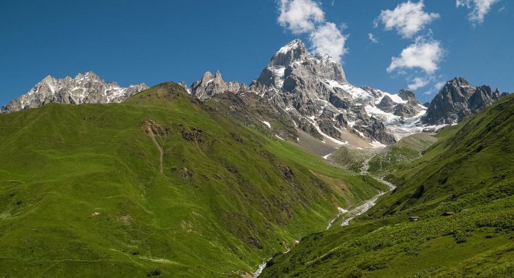 Hike from Mazeri to Mestia by Guli pass