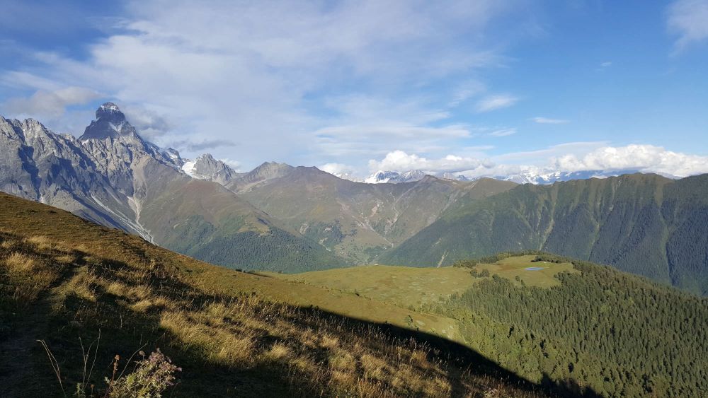 Hike from Mazeri to Etseri by Baki pass