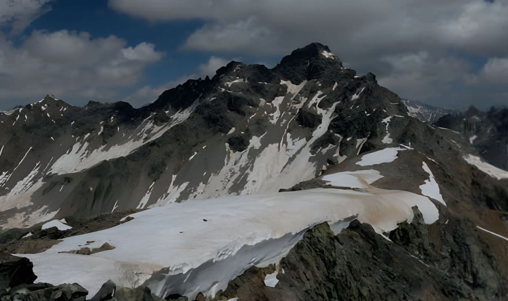 Climbing Mt. Simzagar